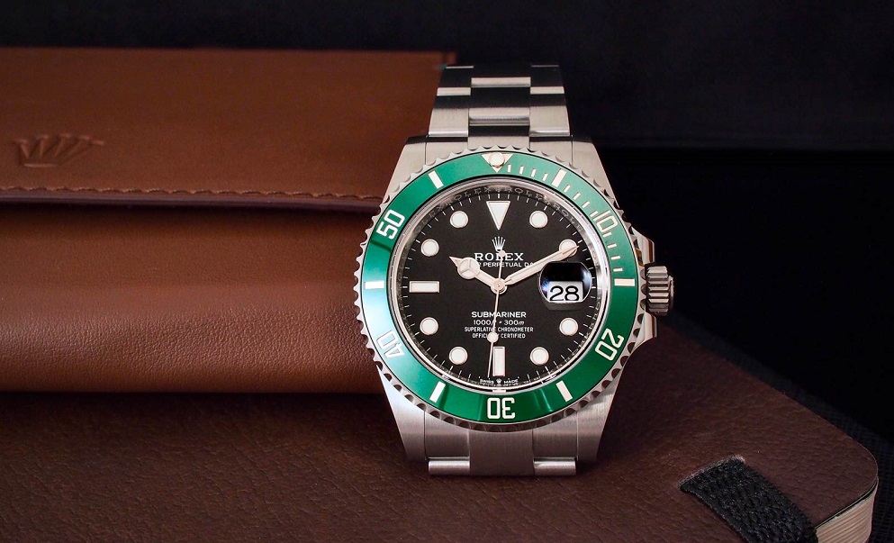 Submariner 126610LV perfect fake Rolex watches